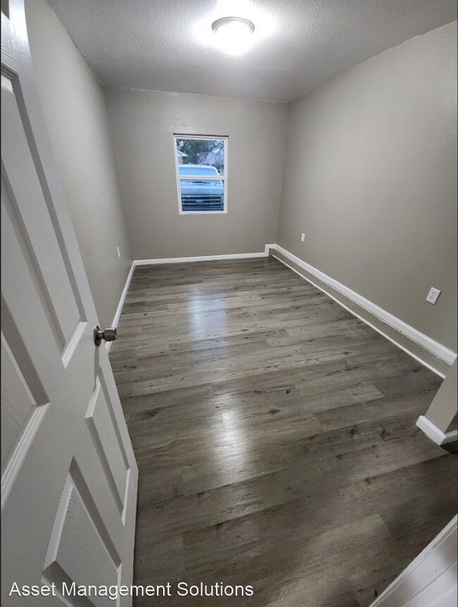 Foto del edificio - 5 br, 1.5 bath House - 3117 SE 54th St