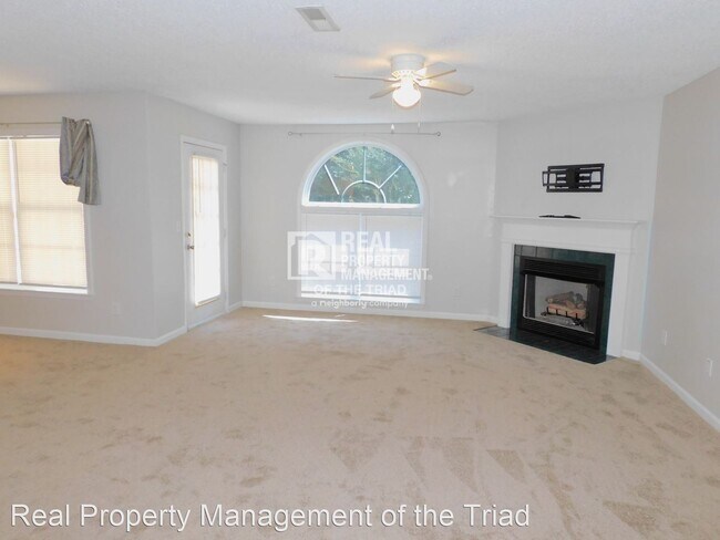 Building Photo - 2 br, 2 bath House - 3705-1B Morris Farm D...