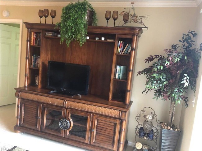 Foto del edificio - 8735 River Homes Lane