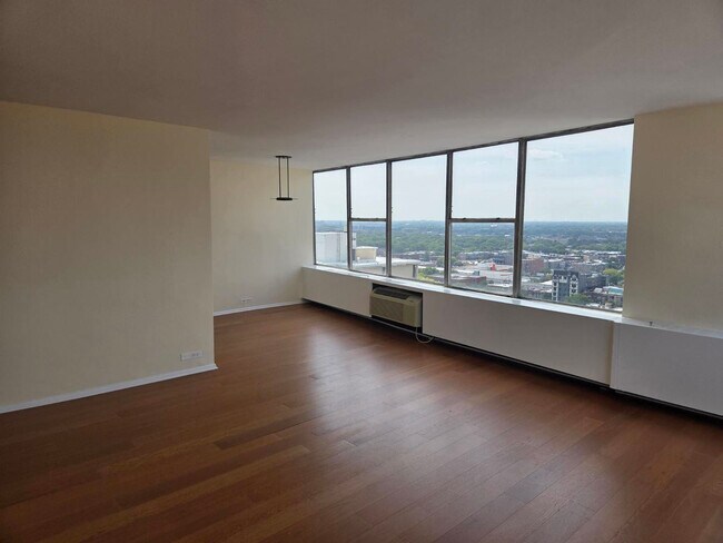 Foto del edificio - 5757 N Sheridan Rd