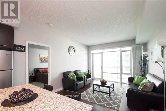 Building Photo - 365 Prince of Wales Dr