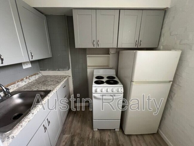 Foto del edificio - 324 N.Newstead