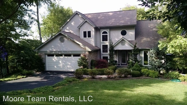 Building Photo - 910 Sunlight Ridge Dr
