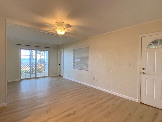 Foto del edificio - 2 Bedroom, 1 Bath Duplex - Priced to Rent!