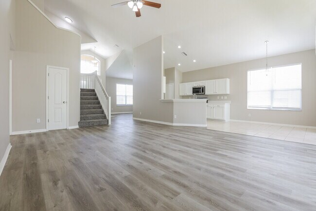 Building Photo - 192 Braemar Ave