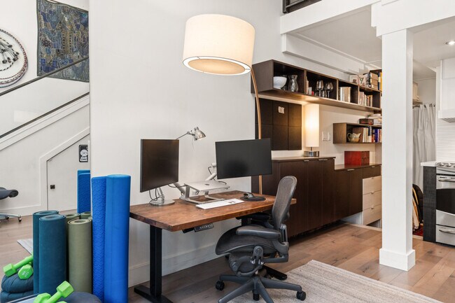 Photo du bâtiment - 272 E 4th Ave