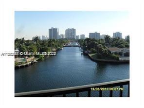Building Photo - 301 Golden Isles Dr