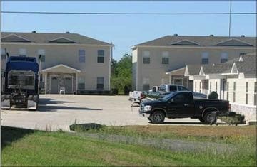 Primary Photo - Bailey Height Apartments