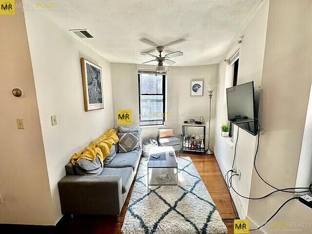 Foto del edificio - 31 Charter St