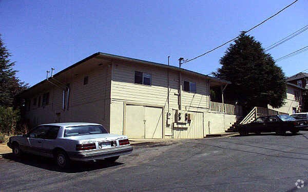 Foto del edificio - 970 Healdsburg Ave