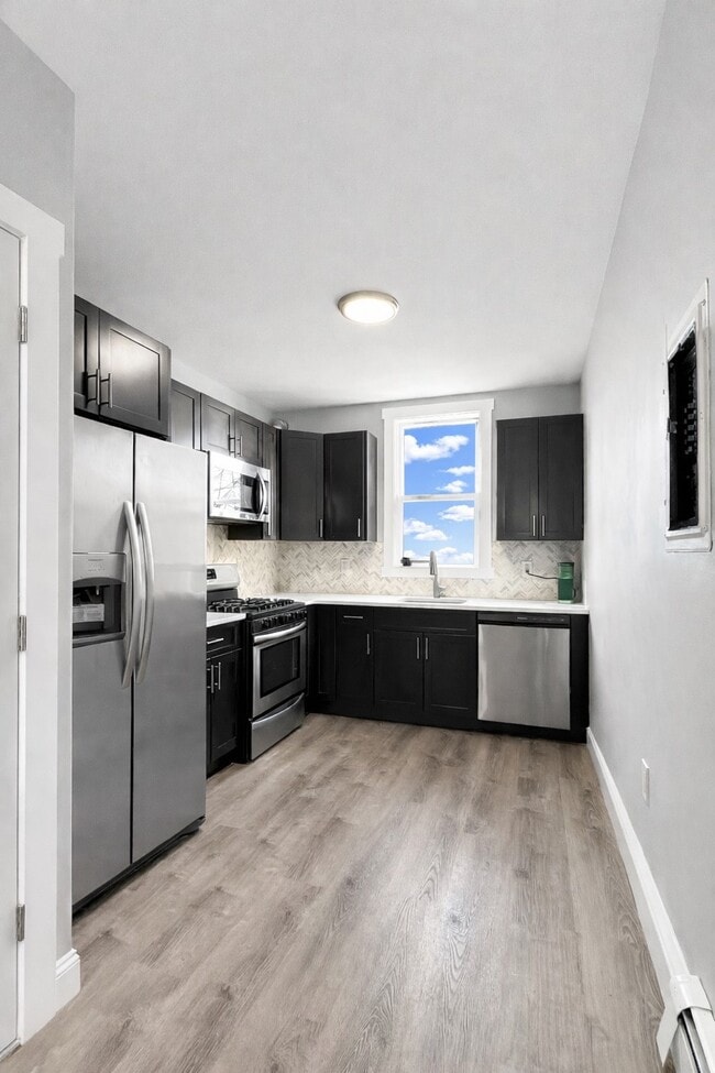 Foto del edificio - 97 Reservoir Ave