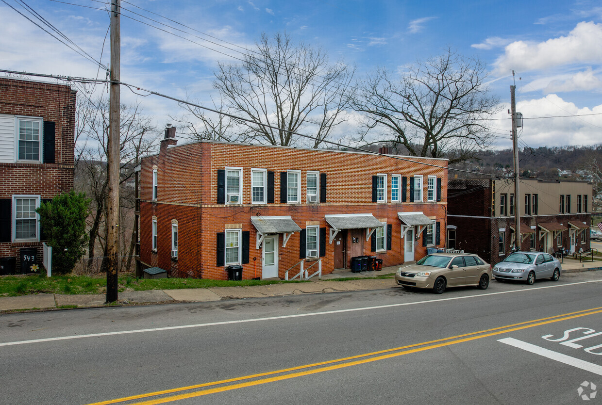 Primary Photo - 535-541 5th Street Ext