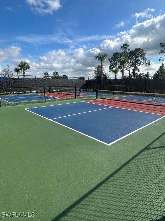 Foto del edificio - 43060 Greenway Blvd