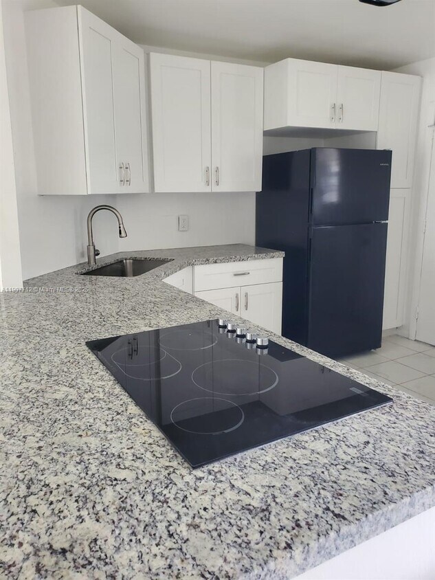 Foto principal - 3300 Spanish Moss Terrace