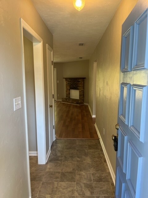 Foto del edificio - Live Oak Dr. / MDM Properties 1 LLC