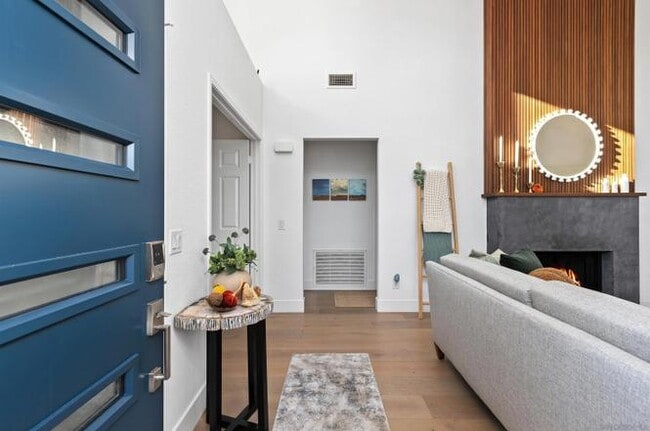 Building Photo - 7030 Lantana Terrace