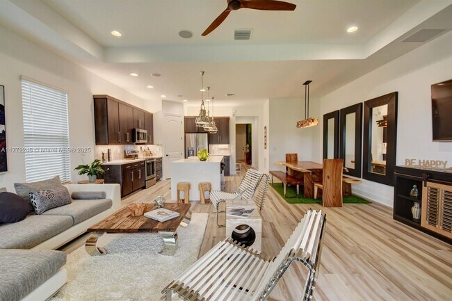 Foto del edificio - 3784 NW 89th Way