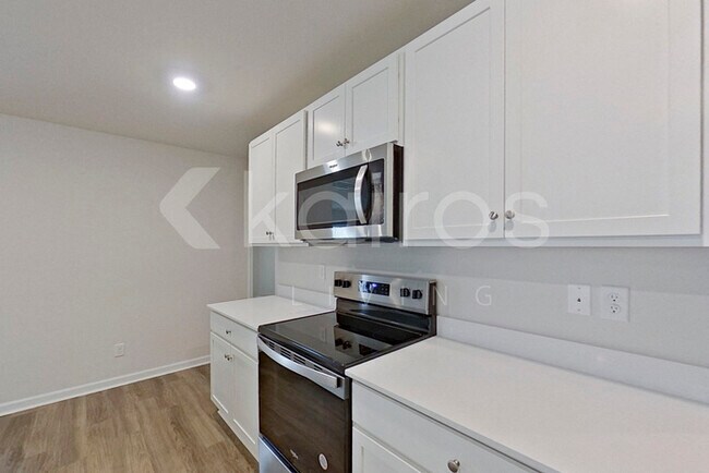 Foto del edificio - 107 Overstreet Way