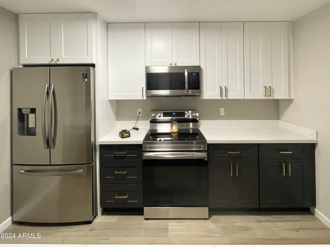 Foto del edificio - 11333 N 92nd St