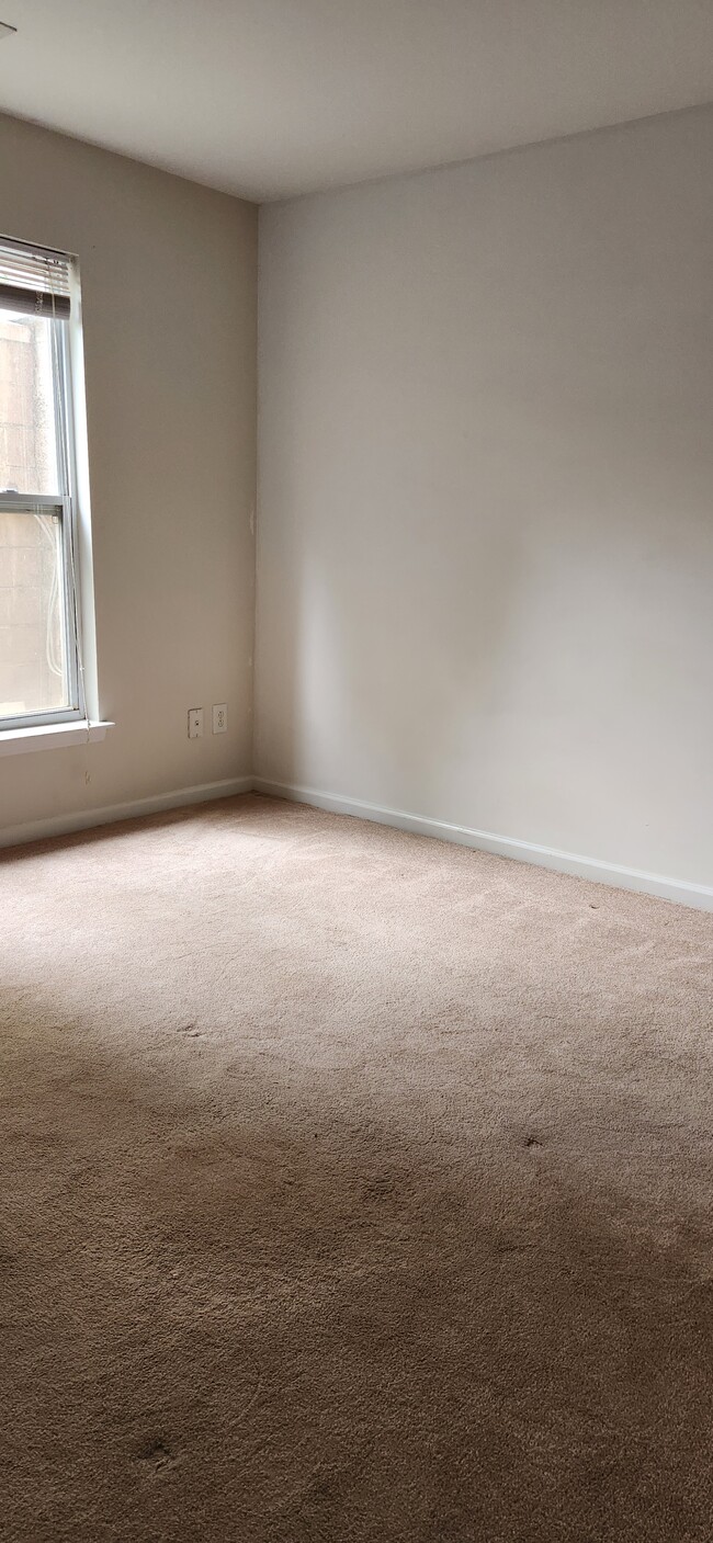 Building Photo - 3635 Warp St