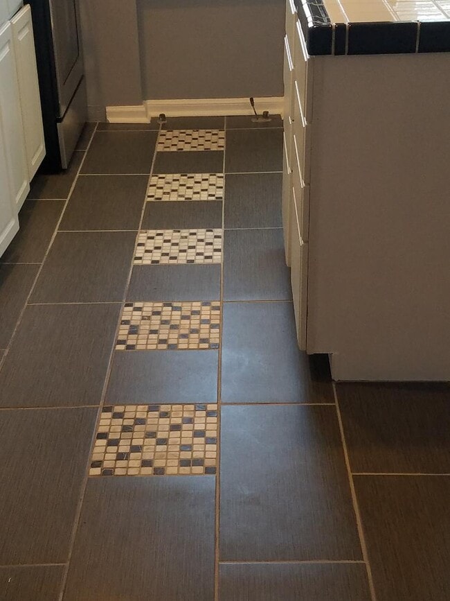 Photo - 505 Logan St Apartment