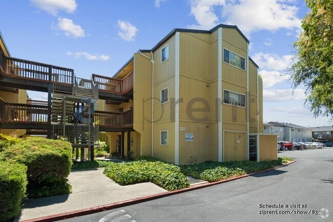 Building Photo - 1060 Oak Grove Rd