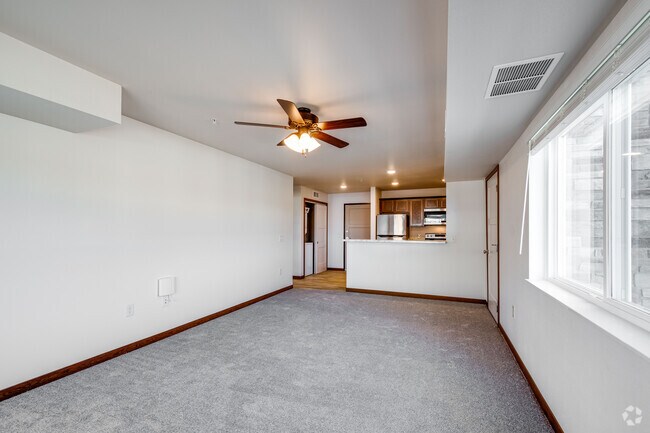 1HAB, 1BA con despensa - 763 ft² - The Pines on 33rd