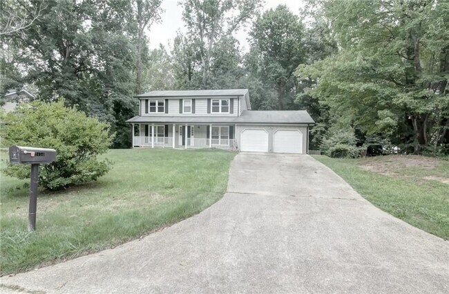 Building Photo - 2450 Horseshoe Bend Rd