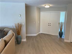 Building Photo - 760 High Pines Dr