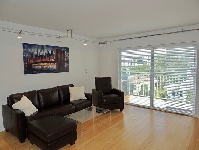 Foto del edificio - 947 Lenox Ave