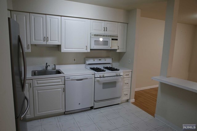Foto del edificio - 212 W Orchard St