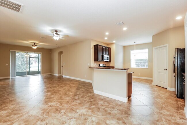Building Photo - 12307 Cricklewood Dr