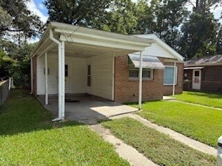 Foto principal - 125 Rosewood Dr