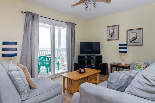 Foto del edificio - 704 Carolina Beach Ave N