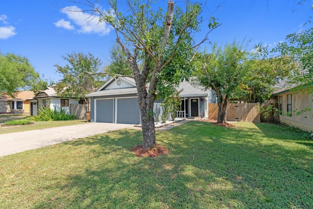 Foto principal - 12307 Emery Oaks Rd