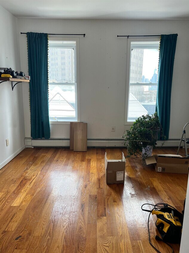 Foto del edificio - 215 Summit Ave