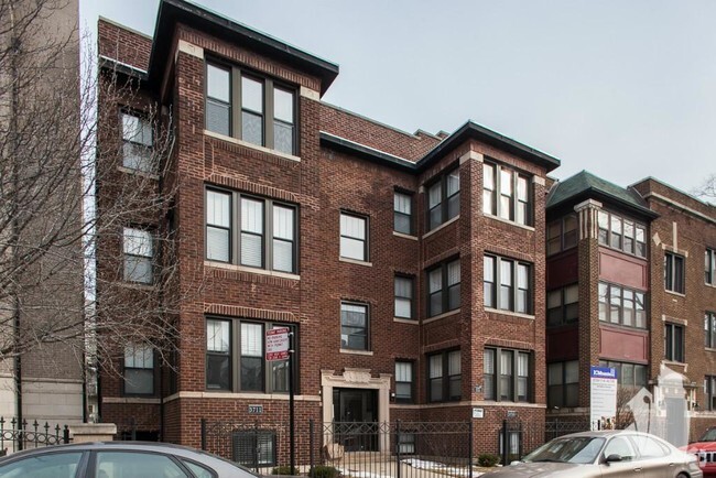 Building Photo - 3709 N Wilton Ave