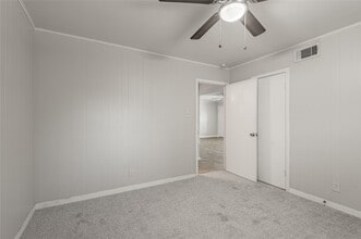 Building Photo - 525 12th St