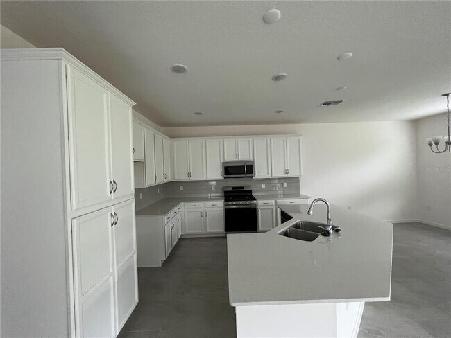 Building Photo - 311 Shore Crab Wy