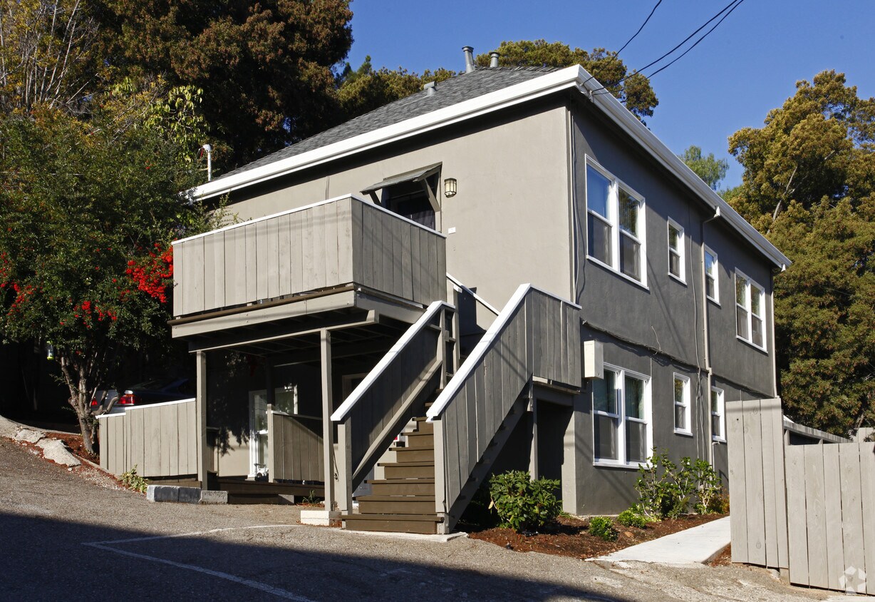 Building Photo - Belmont Heights