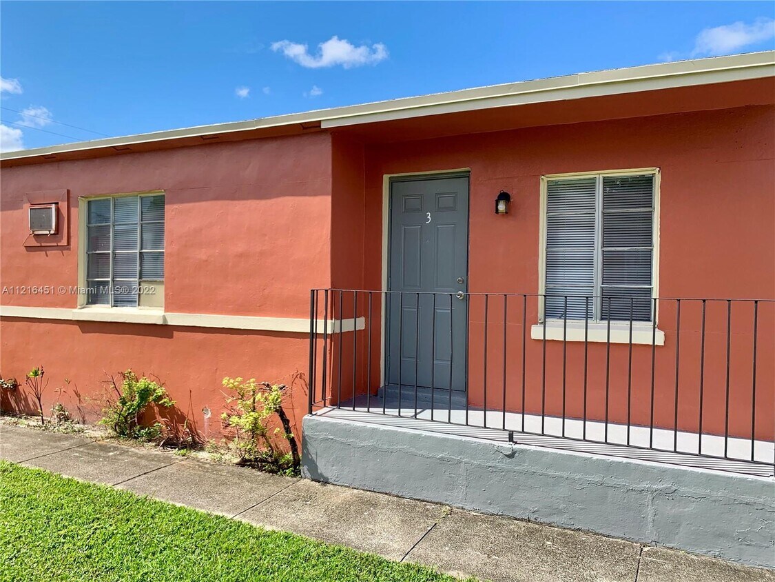 2320 Madison St Unit 3, Hollywood, FL 33020 Apartment for Rent in Hollywood, FL