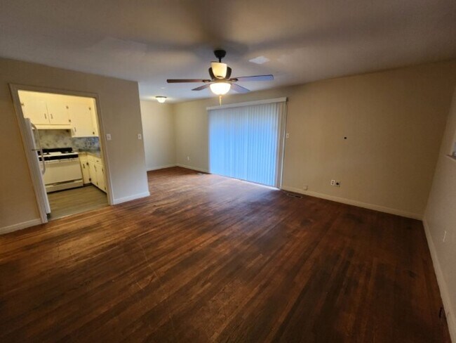 Foto del edificio - 104 Valley View Dr