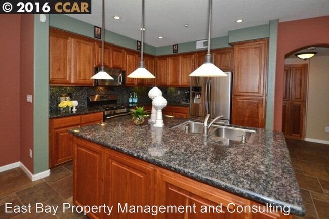 Building Photo - 3 br, 2 bath House - 4211 Clarinbridge Circle