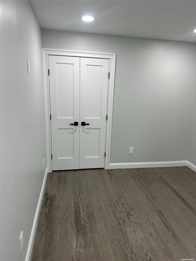 Foto del edificio - 233 E Fulton St