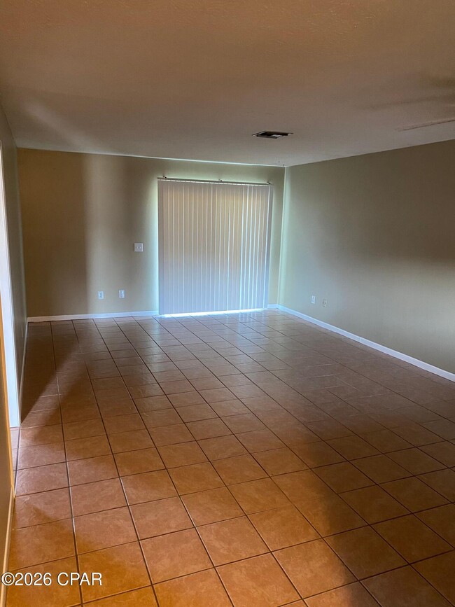 Foto del edificio - 1930 W 24th St