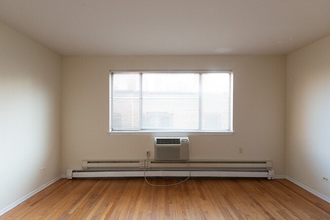 Foto del edificio - 650 W Wrightwood Ave