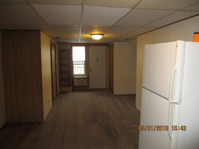 sala de estar - 512 9th St N