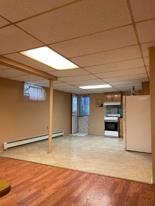 Building Photo - 2713 Beatrice Ln