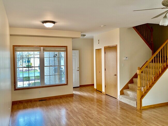 Building Photo - 1187 Arbor Ln