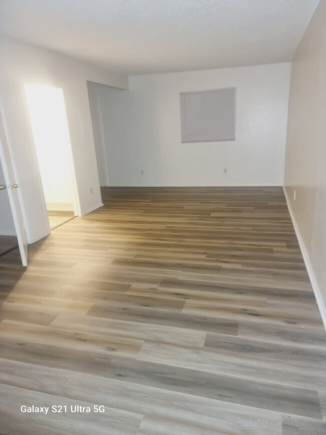 Foto del edificio - 38652 11th St E